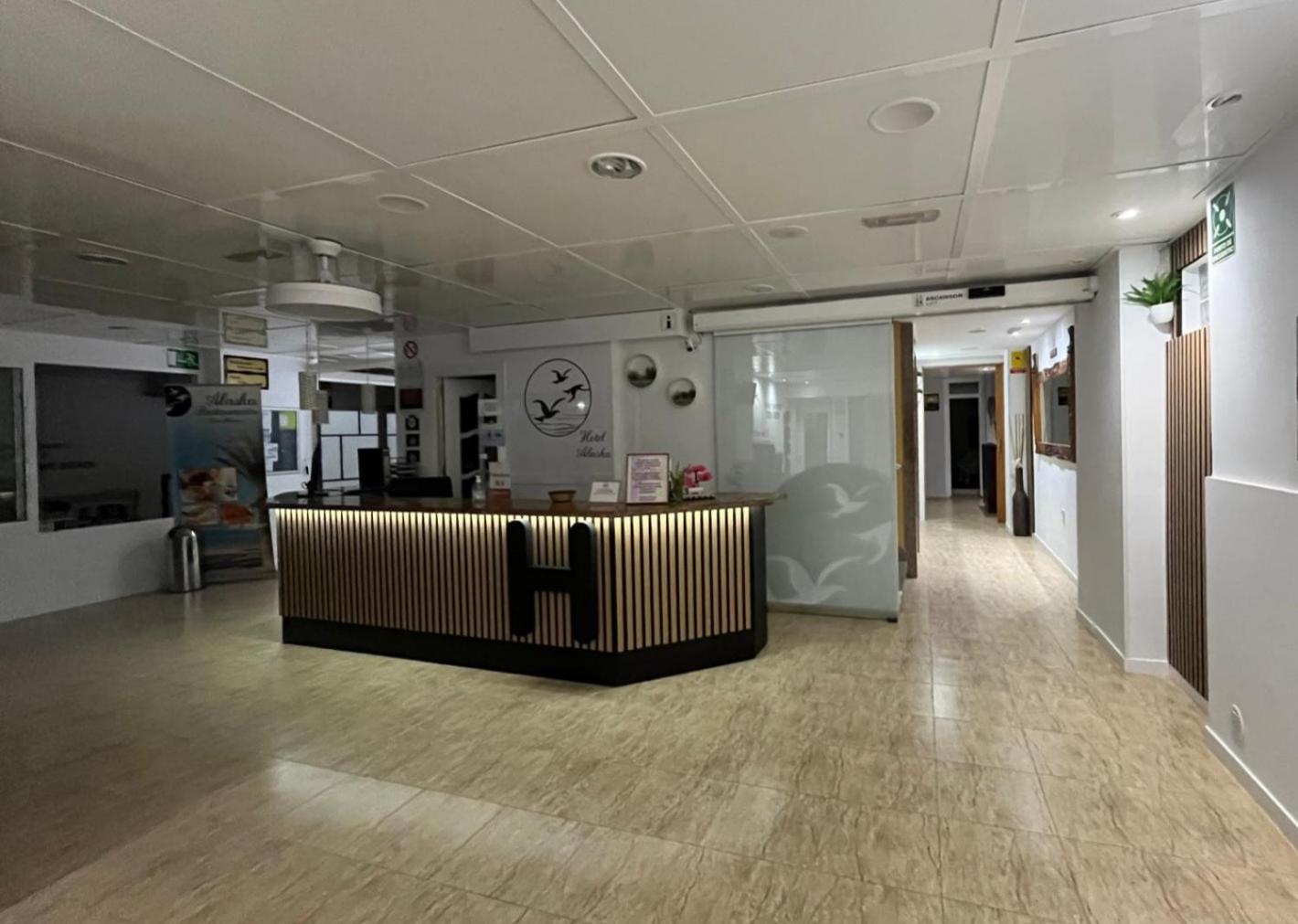 Hotel Alaska San Pedro del Pinatar Bagian luar foto
