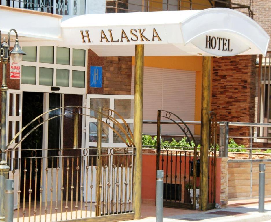 Hotel Alaska San Pedro del Pinatar Bagian luar foto